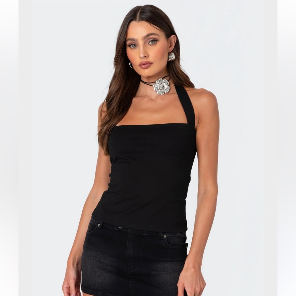 Marisol Straight Neck Halter Top